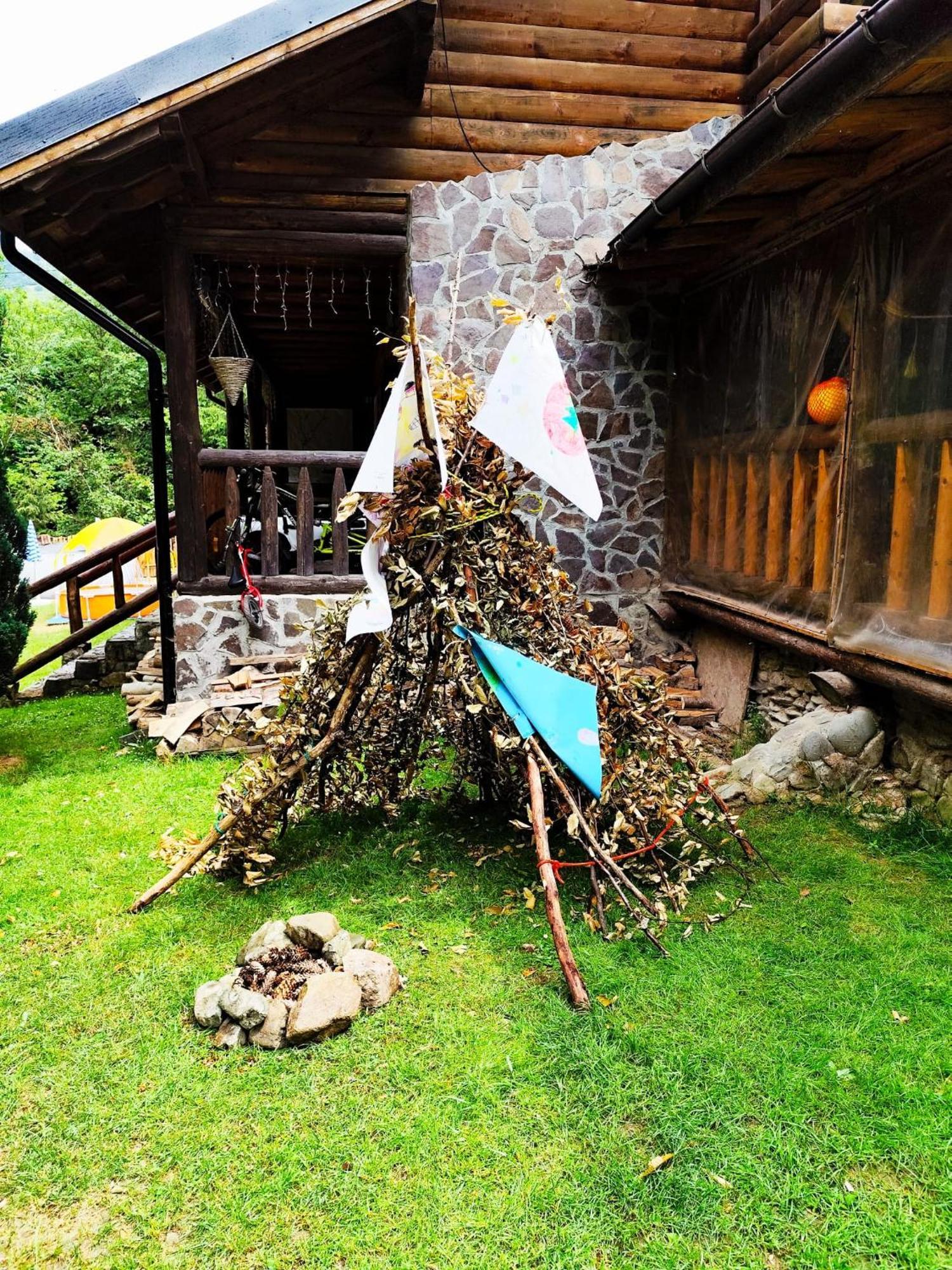 Cabana Frasin Dragoslavele Exteriör bild